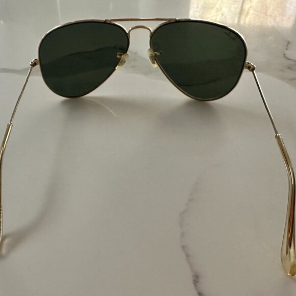 Vintage Ray-Ban Aviator Sunglasses - Picture 4 of 7